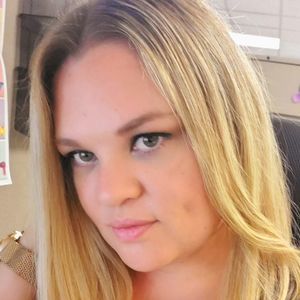 Meet your Posher, Chelle